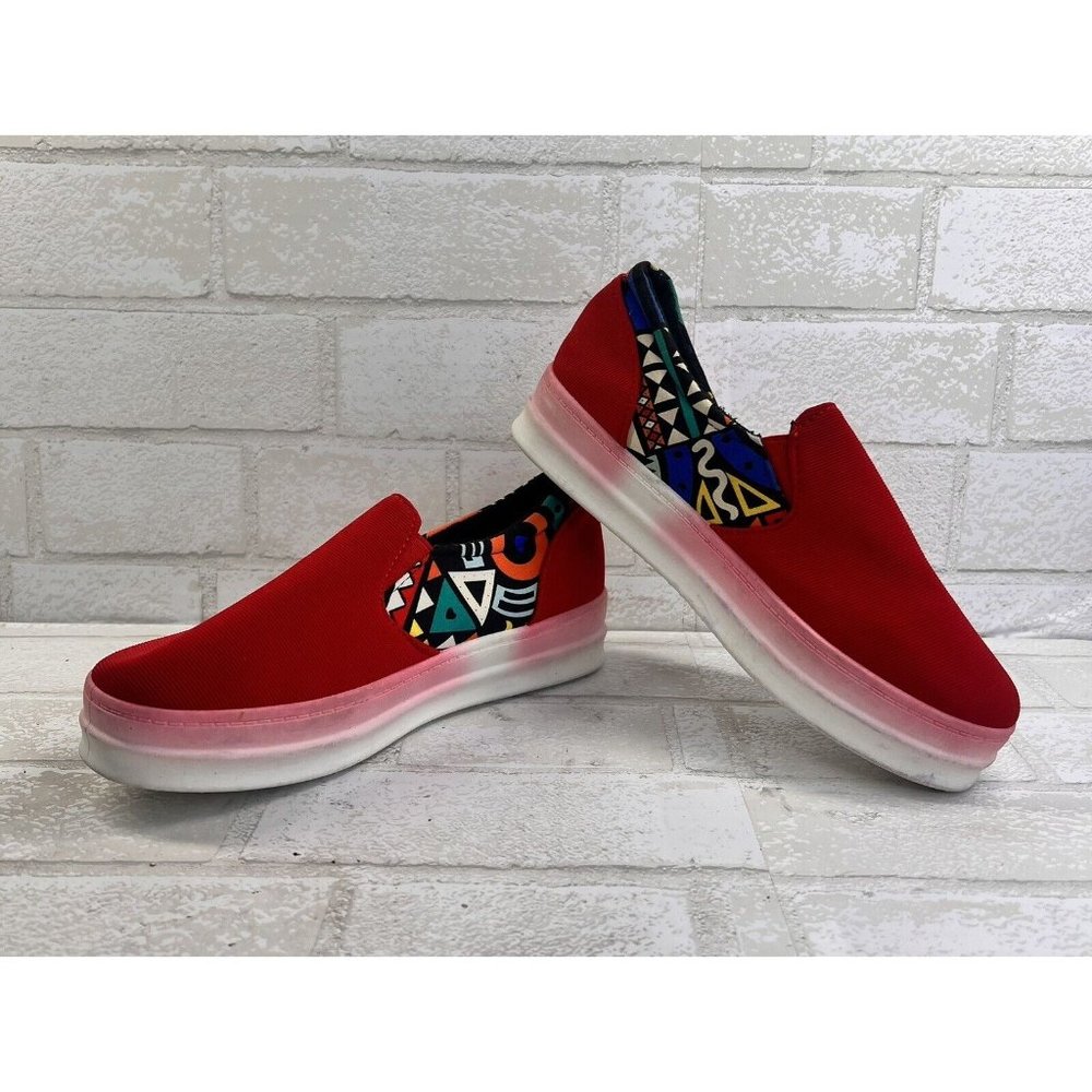 Women’s Good Luck Korean slip-on nylon shoe sneaker red size 6.5-7m
